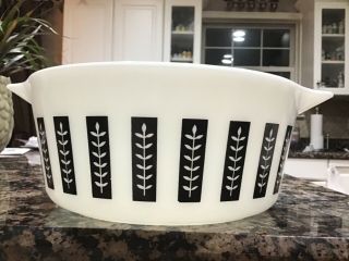 Vintage Pyrex Promotional Gourmet Casserole Black And White 1961