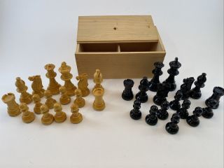 Vintage Lardy Hand Carved Wood Chess Set In Slide Box - Weighted