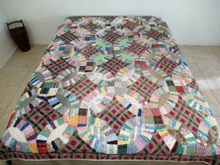 Full Vintage Feed Sack Hand Pieced & Quilted Rustic Unusual Wedding Ring Quilt