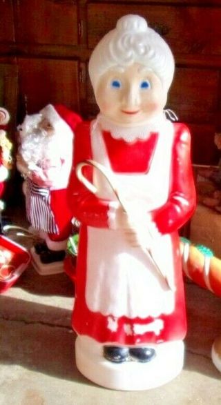 Christmas Blow Mold Mrs.  Claus Lighted Union Products Vintage Yard Decor Candy