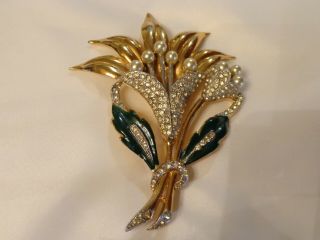 Vintage Coro Gold Tone / Plated Enamel Rhinestone Faux Pearl Flower Brooch