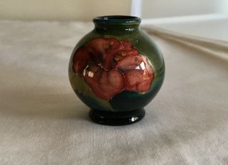 Vintage Early Moorcroft Pottery Tube Lined “hibiscus” Pattern Miniature Vase