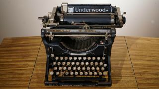Vintage Underwood Standard Typewriter No 3