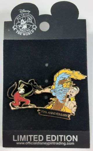 Three Little Pigs 70th Anniversary Le 1500 Disney Pin Wolf Blowing House Down