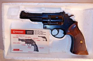 Vintage Crosman Model 38c.  177 Pellet Pistol Co2 Double Action Revolver W/ Box