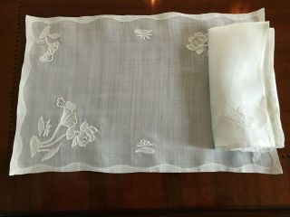SET of 8 VINTAGE PLACE - MATS w/ NAPKINS and RUNNER WHITE DELICATE,  EMBROIDERED 3