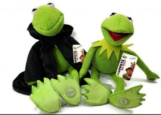Disney Muppets Most Wanted Constantine Kermit The Frog Plush In Black Cape Pair