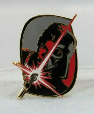 Lucasfilm Ltd Pin Star Wars Anakin Skywalker Darth Vader Lightsaber 39298