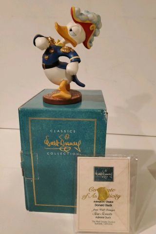 Wdcc Classics Donald Duck,  Sea Scouts Admiral 1994 Members - Only