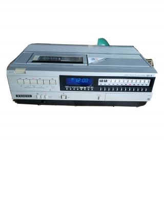 Vintage Sanyo Beta Vcr 4400 Video Cassette Recorder