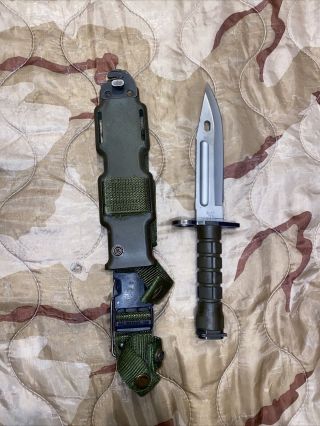 M9 Phrobis Iii Buck 188 M9 Bayonet W Scabbard - 1987 Dated