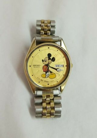 Vintage Walt Disney Mickey Mouse Seiko Quartz Watch Day&date (5h23 - 8a09)