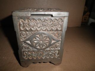 Great old cast iron Treasure Safe key combination safe still bank 1897 3