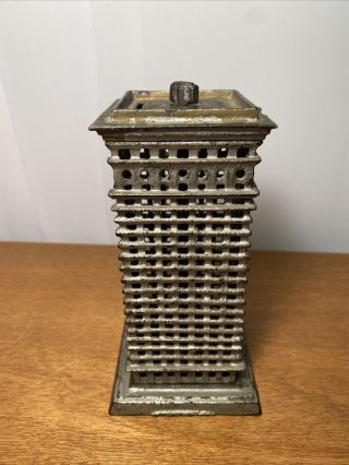 Vintage CAST IRON BUILDING BANK TOWER/Skyscraper - No.  1072 - 5 1/2 inches tall 2