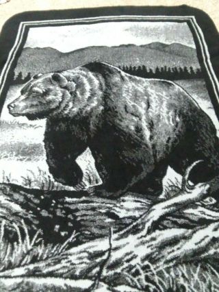Vintage SAN MARCOS El Reversible Black /Gray Grizzly Bear 85x58 Blanket 3