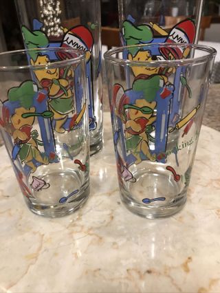 Set of 4 Vintage Disney Winnie The Pooh Glass Tumblers Whats Cooking Pooh 4”& 6” 2