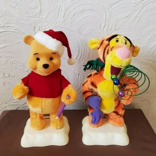 Telco Disney 1997 Winnie The Pooh And Tigger Christmas Motionettes Battery Power