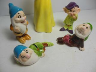 Snow White & 4 of the 7 Seven Dwarfs Japan Walt Disney Vintage Ceramic Figurines 2