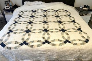 Vintage Hand Stitched Quilted Double Wedding Ring Quilt 86 " X 85 " Queen