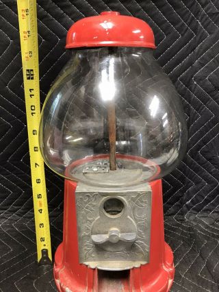 VINTAGE 80’s GUM BALL RED COIN OPERATED CAROUSEL GUMBALL MACHINE WITH GLASS 2