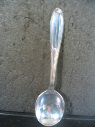 International Sterling Rhapsody Old Round Bowl Cream Soup Spoon 5 3/4 " No Mono