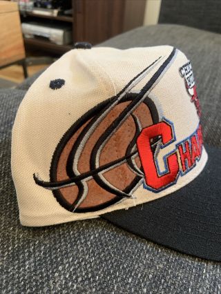 Vintage 90’s Logo Athletic Snapback Chicago Bulls 1996 NBA Championship Hat Cap 3