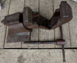 Vintage Cole Mfg No.  11 Swivel Bench Vise Anvil Blacksmith Machinist Tool