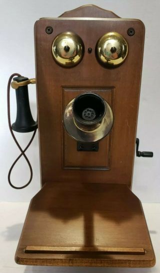 Vintage Guild " The Country Belle " 556 Wall Phone Superheterodyne Tube Radio