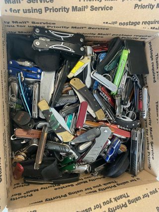 30 Pounds Tsa Confiscated Multi - Tools Various Knives Treasure Hunt Grab Bag Box