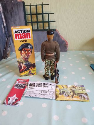 Vintage Action Man 40th Soldier 40th Box Eagle Eye Gripping Hands Blue Pants 1
