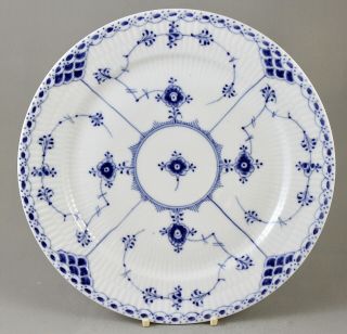 Vintage Royal Copenhagen Porcelain Blue Fluted Half Lace Dinner Plate 577 1st
