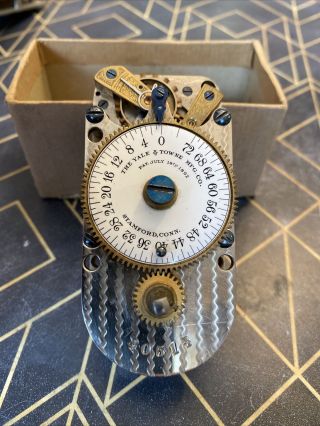 Antique The Yale & Towne 72 Hr Time Lock Safe Vault Clock Mechanism Locksmith