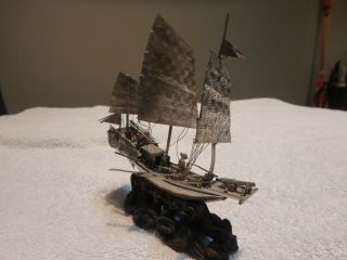 Stunning and Very Old Detailed Silver Chinese Boat/ Junk with Moveable Oars 2