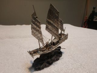 Stunning and Very Old Detailed Silver Chinese Boat/ Junk with Moveable Oars 3