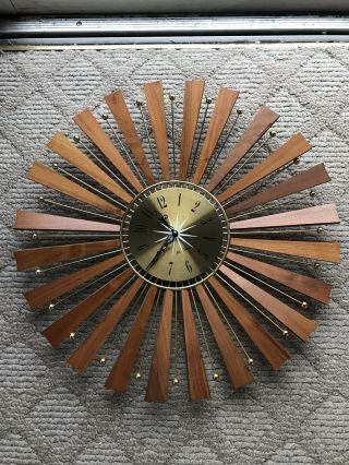 Vintage Seth Thomas Starburst Sunburst Retro Mcm Mid Century Modern Wall Clock