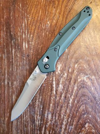 Benchmade 940 Axis Lock,  Custom Osborne Design,  Cpm - S30v Knife