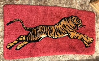 Vintage Latch Hook Primitive Folk Art Bengal Tiger On Red Rug 53” X 27”