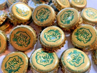 100 ( (canada Dry))  Soda Beer Bottle Caps Great Value,  For Crafts,  Etc.