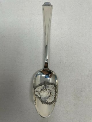 Durgin Fairfax Sterling Silver Repousse Berry Serving Spoon 8 3/8 " No Mono