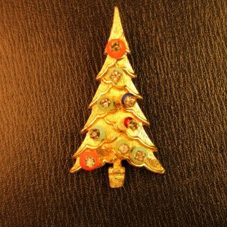 Hattie Carnegie Gem Bead Rhinestone Gold Christmas Tree Brooch Vintage Pin Signd