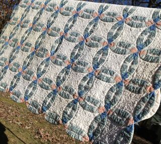 Vintage Hand Quilted Patchwork Arch Quilts Double Wedding Ring 80 " X 80 "