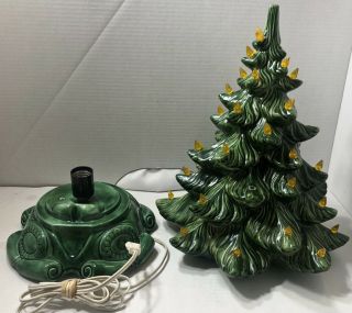 Vintage Atlantic Mold Lighted Ceramic Christmas Tree And Base 17 1/2 " × 9 "