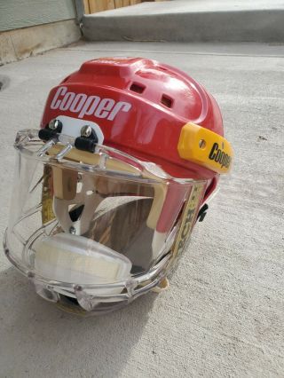 Vintage Cooper Sk 2000 L Hockey Helmet With Itech Ii Lense Shield Red Good Shape