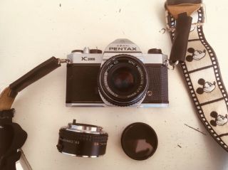 Vintage Pentax Asahi K1000 35mm Camera With Smc Pentax - M 1 - 1.  7 50mm Lens