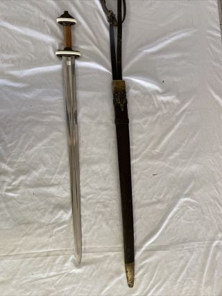 Viking Sword?? Windlass Manufacturing Single Handed Sword Sharp,  With Scabbard
