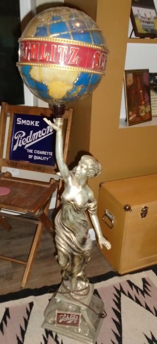 Vintage 1976 Schlitz Lady Beer Statue With Globe