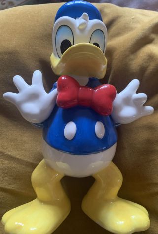 Vintage Disney Ceramic Porcelain Figurine - Donald Duck - 9 " - Japan