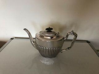 Lovely Silver Plated Half Ribbed Tea Pot (spts 041a) Daniel & Arter