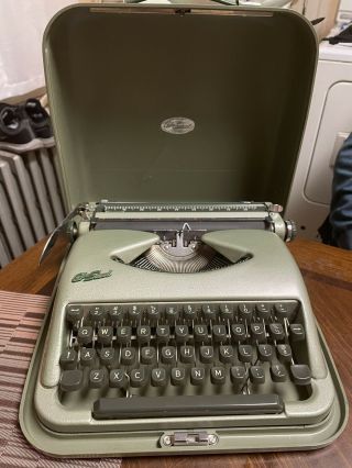 Near Vintage Cole Steel Portable Typewriter Metallic Green W/ Case