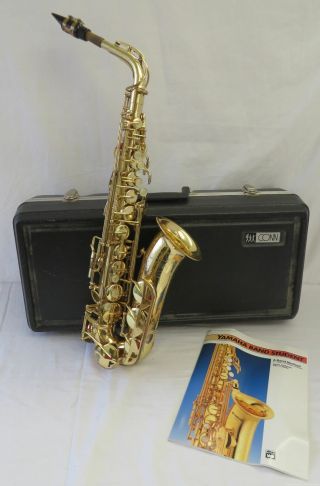 Vintage 1970s Conn Alto Saxophone Woodwind Instrument And Carrying Case